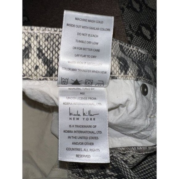 Nicole Miller of New York Snake Skin Design SOHO High Rise Skinny Pants Size 8 - Picture 9 of 9